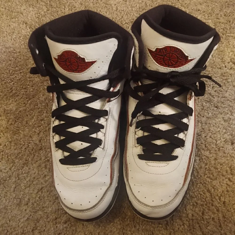 2010 Air Jordan 2 II Retro Chicago Youth Size 7 395718-101, PRE-OWNED - Picture 3 of 6